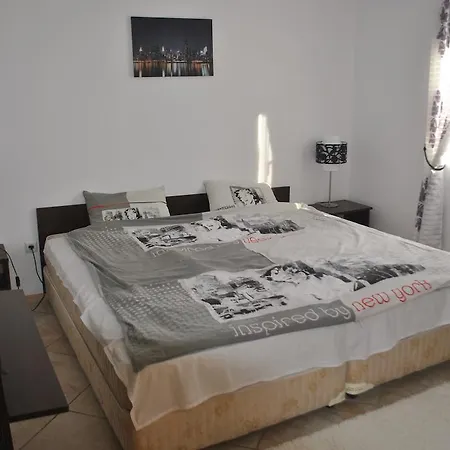 Апартамент Casa Brava 2 *